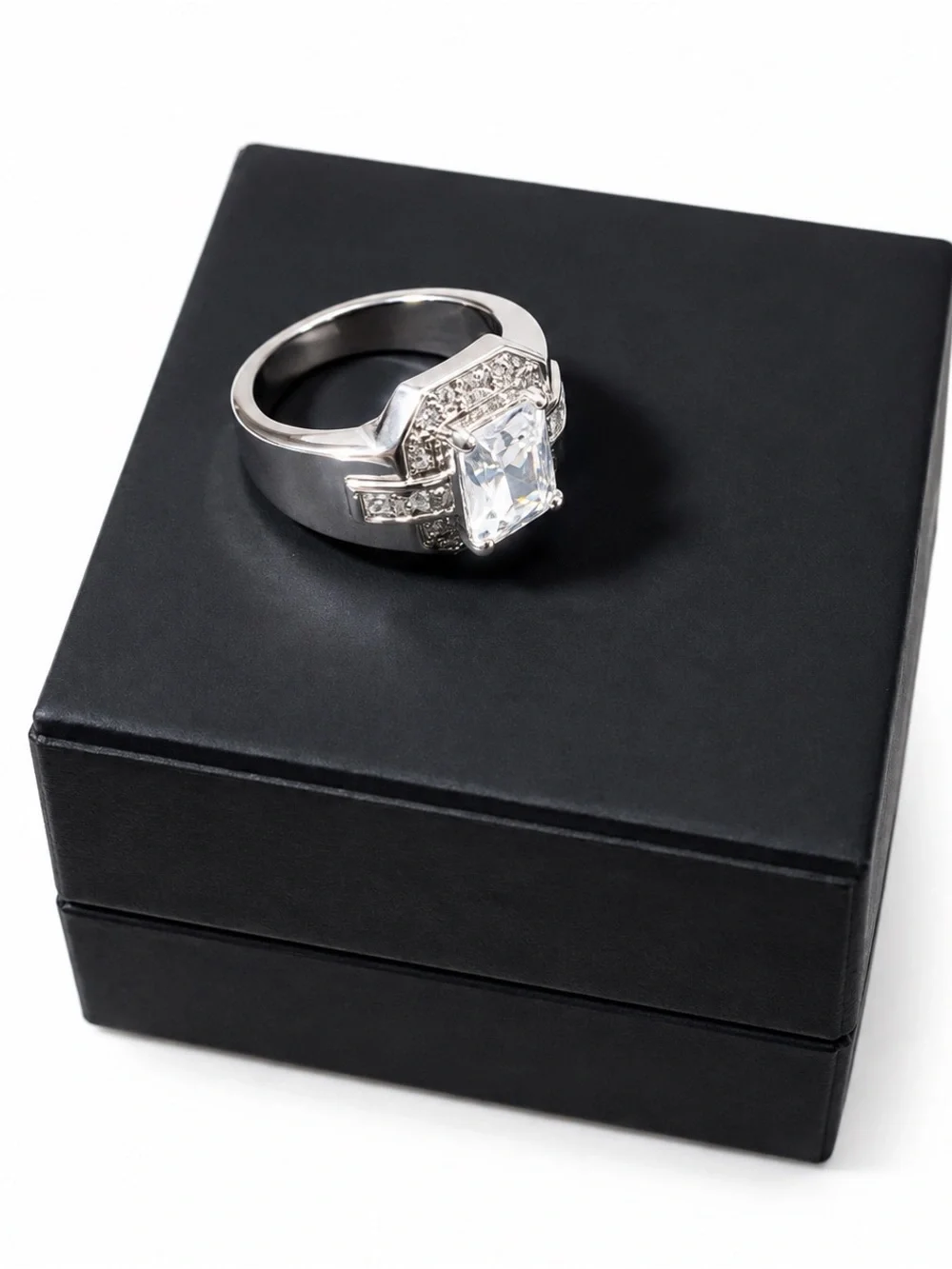 Silver Tone Large Simulated Diamond Statement Ring – Elegant Cocktail Ring